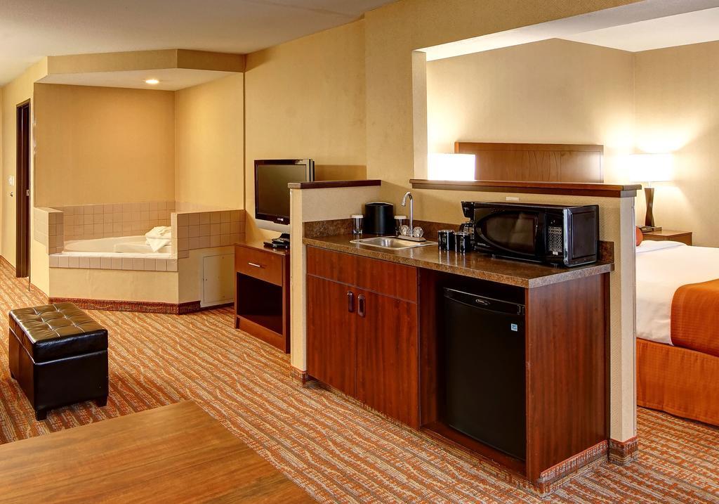 Phoenix Inn Suites Albany Eksteriør bilde